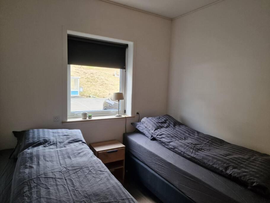 New Flat With Hot Tub - No3 Apartment Oyndarfjordur Exterior photo
